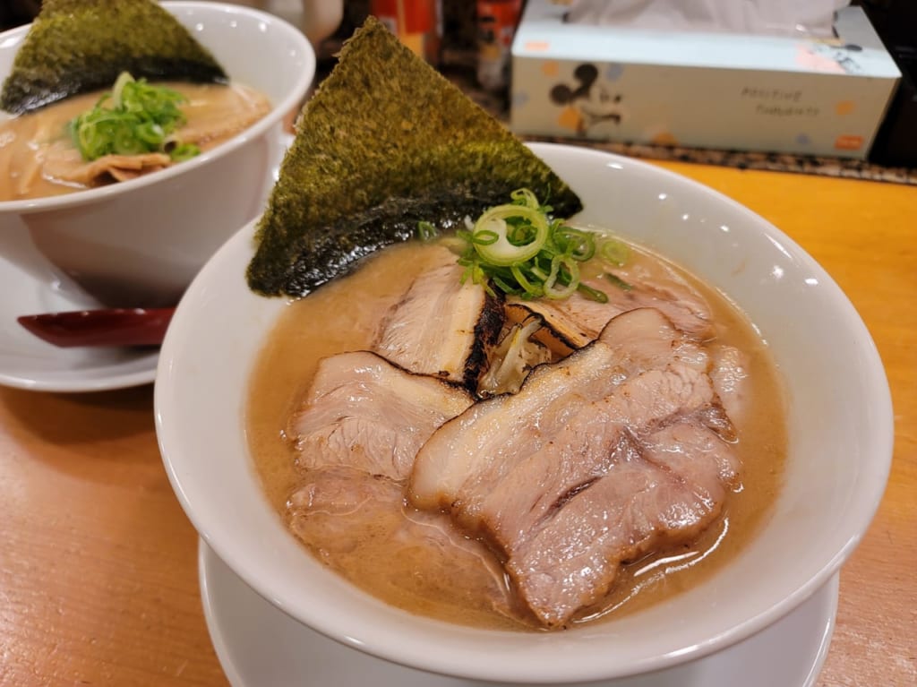 チャーシュー麺（大）＆濃厚豚骨醤油（並）