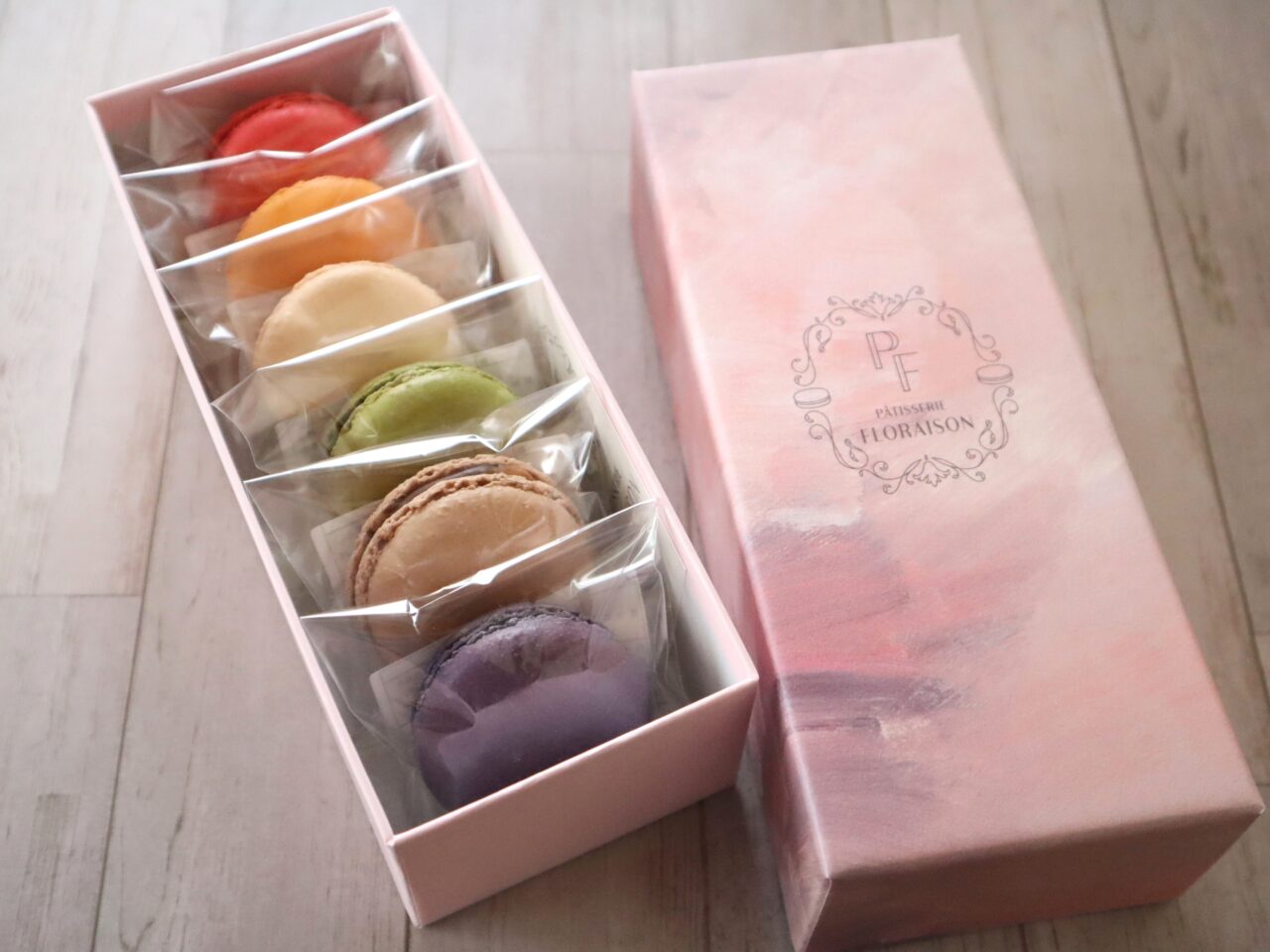 「pâtisserieFLORAISON(パティスリーフロレゾン)」で購入したマカロン