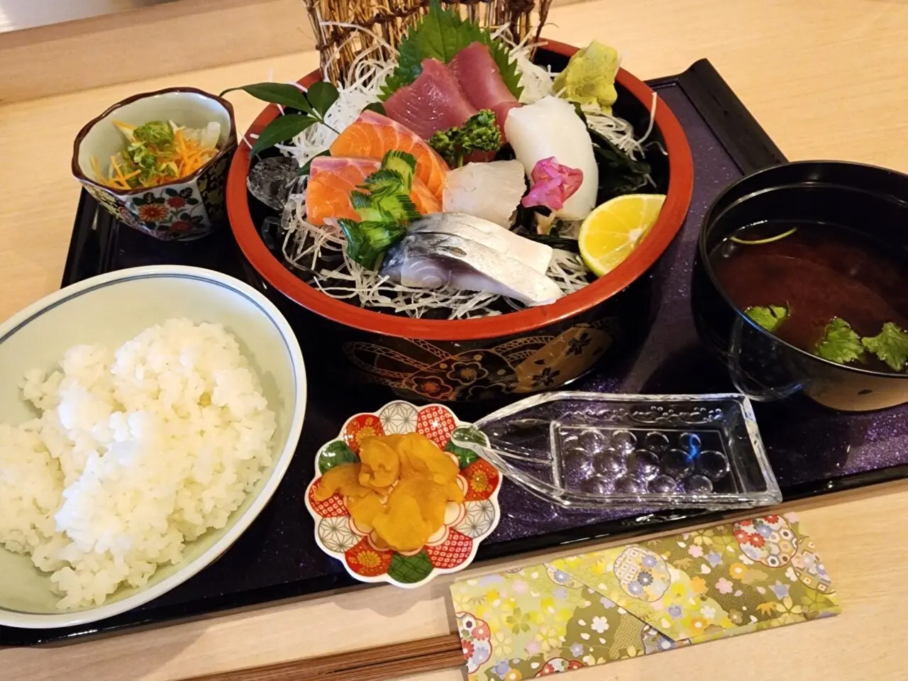 「鮮処 旬里(SHUNRI)」日替わり刺身定食