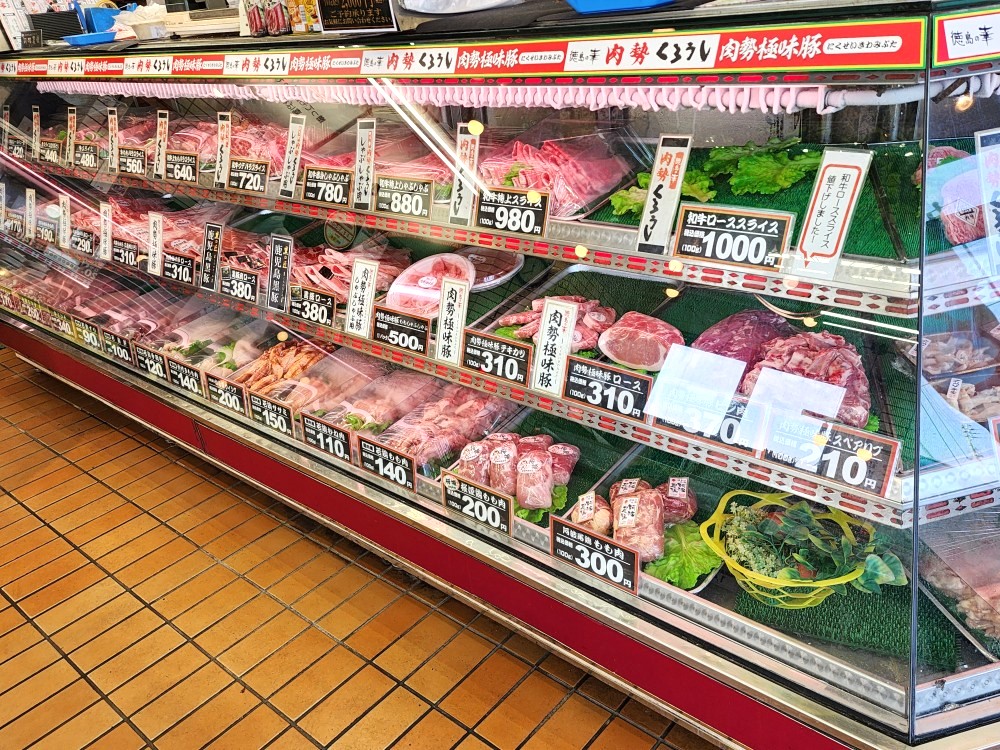 徳島の華くろうし「肉勢 鮎喰本店」店内