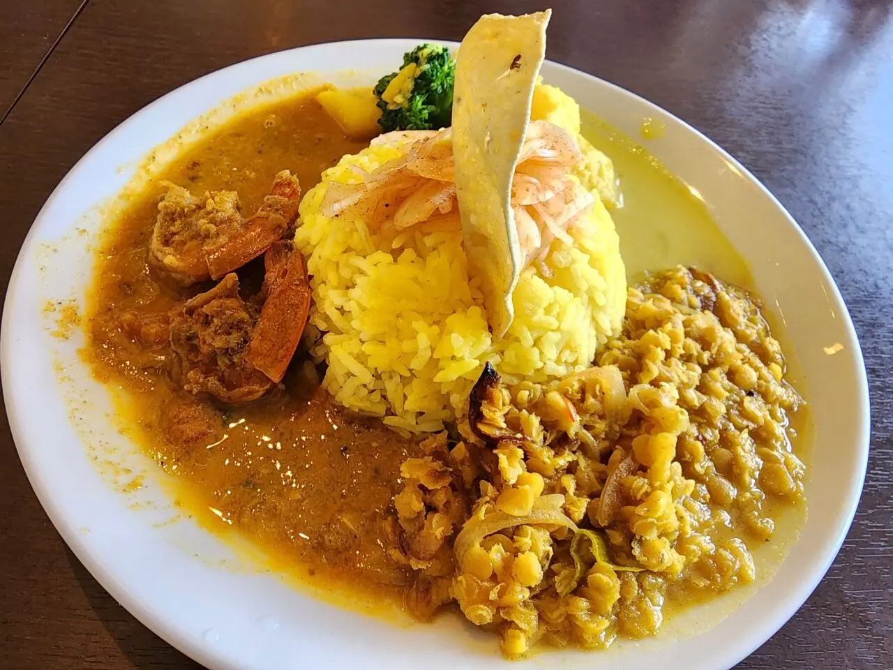 スリランカレストラン「MATARA(マータラ)」スペシャルランチのエビカリー