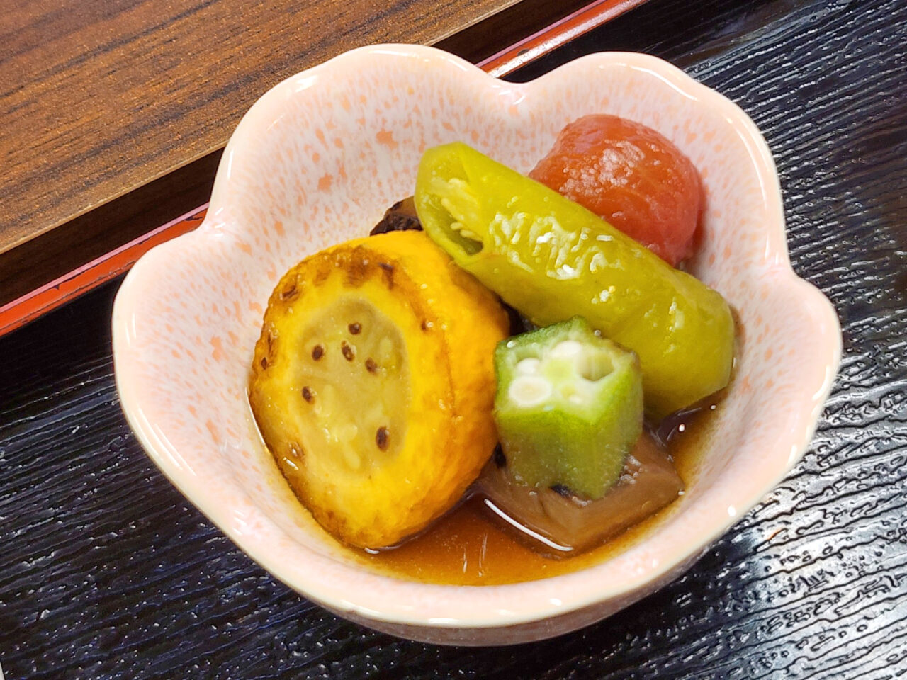 お食事処「花*花」日替わり定食の小鉢「夏野菜の焼きびたし」