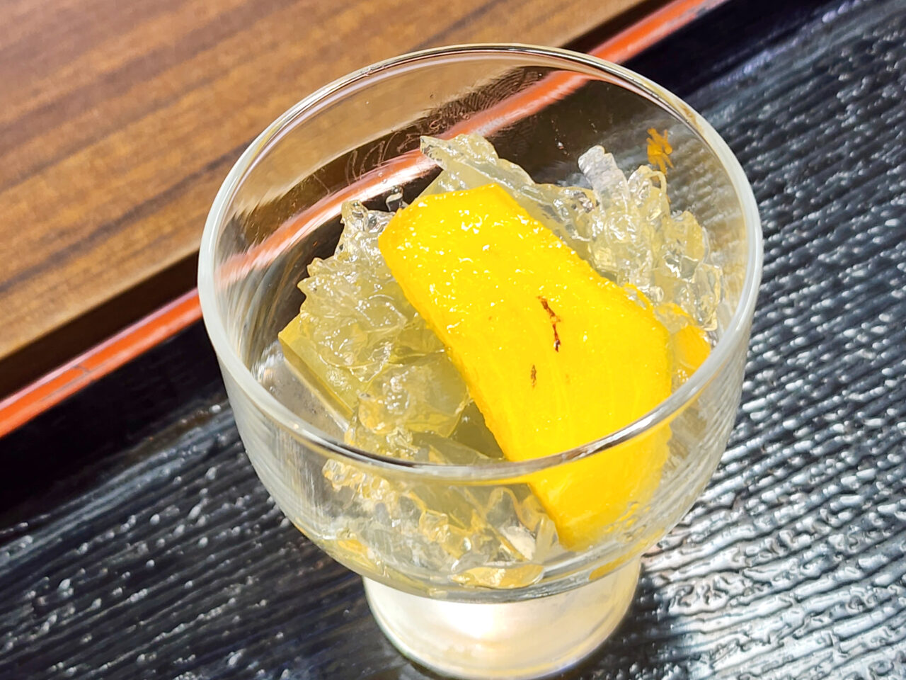 お食事処「花*花」日替わり定食のデザート「梅酒ようかん」