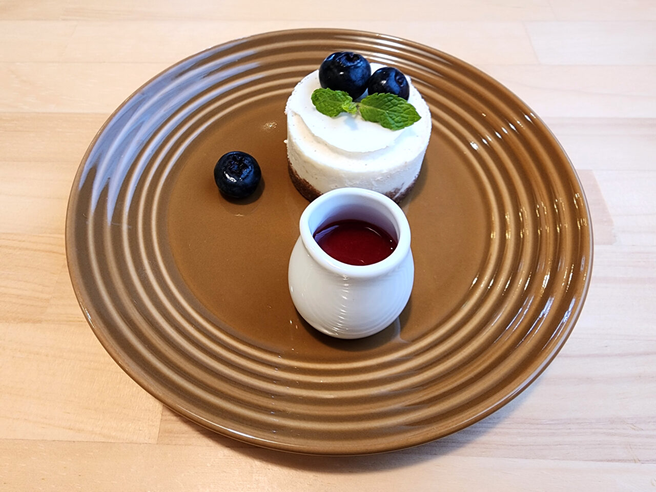 「Racine(ラシーヌ)」ローチーズケーキ